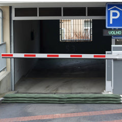 Sandless Flood Barriers – Water-Activated Door & Home Protection